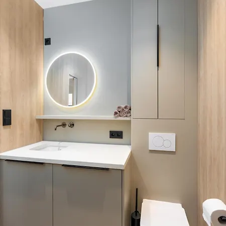 Stayin - Apartament *