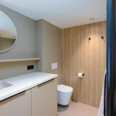 Stayin - Apartment *