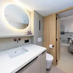 Διαμέρισμα Stayin - *